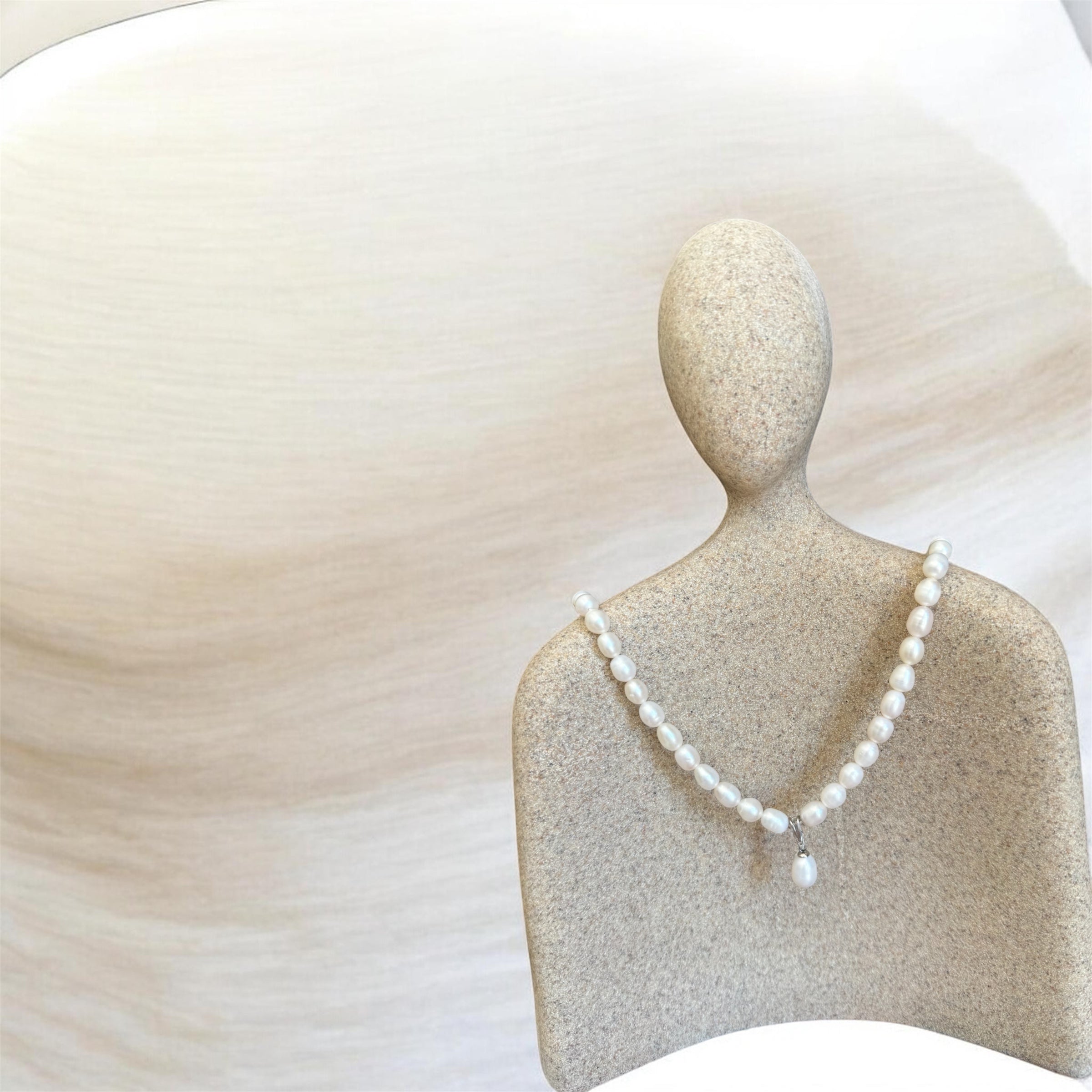 Necklace Beautiful Pearls