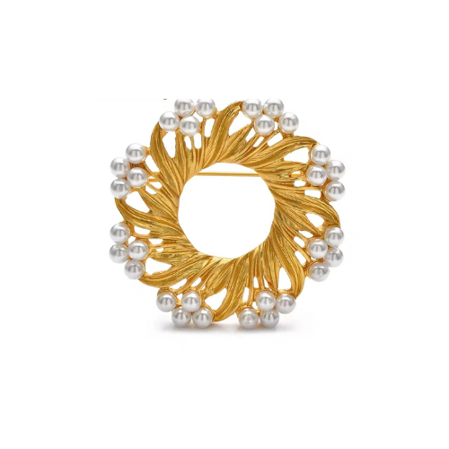 Pearls Wreath Brooches